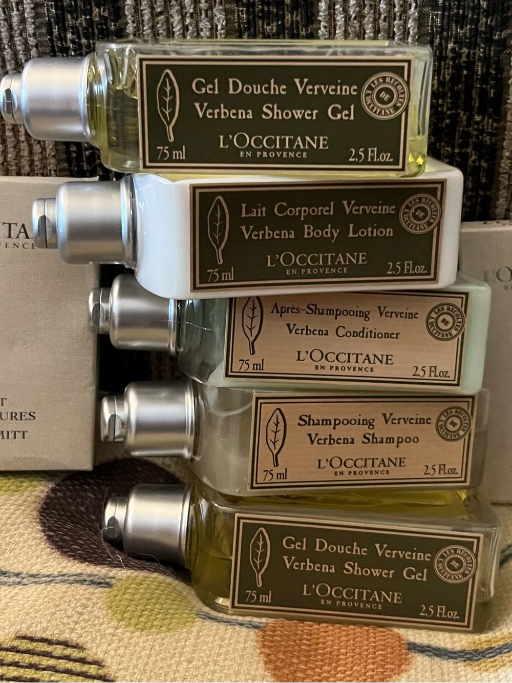 L'OCCITANE Verbena Mini Body Care Set - Green, White, Silver